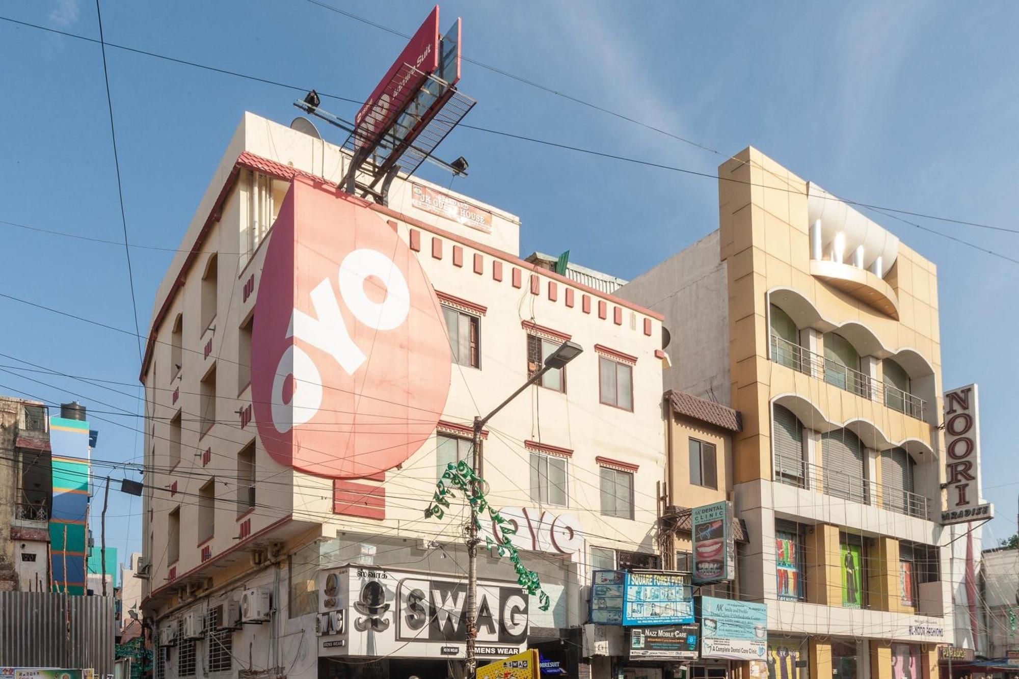 Capital O Admire Suit Hospitality Chennai Exterior foto